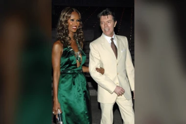 LJUBAVNA PRIČA IMAN I DEJVIDA BOUVIJA NADMAŠILA JE SVAKI FILM: Tamnoputa gazela i danas pati za voljenim suprugom (FOTO+VIDEO)