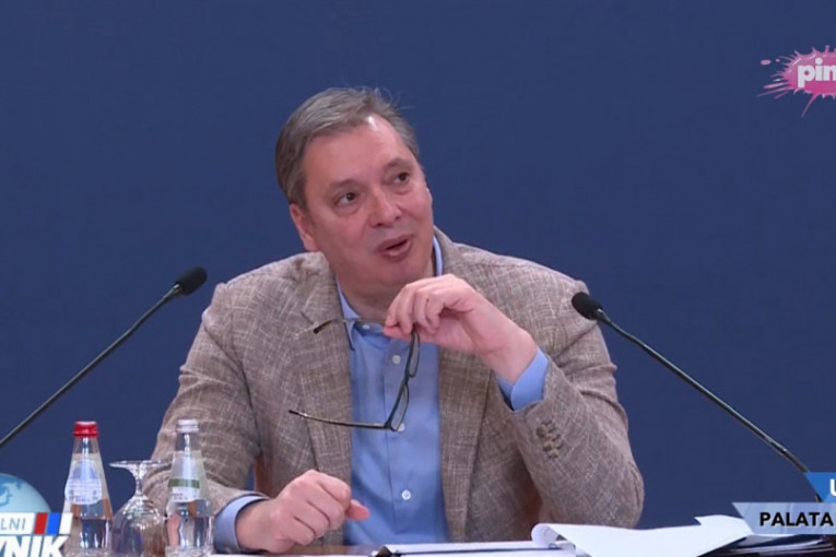 VUČIĆ OŠTRO ODGOVORIO NA ZAHTEVE ZA UKIDANJE DINARA: 'Hoće da prodaju Nacionalnu štedionicu strancima!'