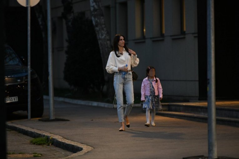 Jelisaveta Orašanin sa ćerkom