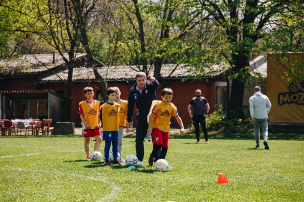 FUDBAL JE VIŠE OD IGRE – PIKSI OTVARA MINI PIČ TEREN U NIŠU!