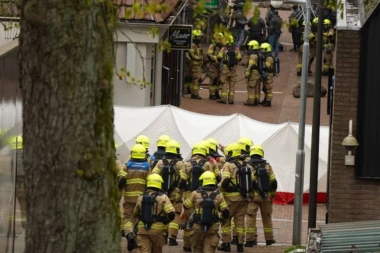 TALAČKA KRIZA U HOLANDIJI! Ljudi ZAROBLJENI u kafiću!