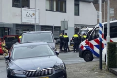 AUTO UDARIO U BICIKLISTE NA PUTU, MEĐU MRTVIMA I DETE! Horor kod grada, više vozila Hitne pomoći na licu mesta (FOTO)