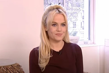 SILOVALI SU JE I DROGIRALI ČETIRI NEDELJE,  A SVE JE POČELO NA NJEN ROĐENDAN: Pevačica u bolnoj ispovesti otkrila ŠOK detalje za koje niko ne zna