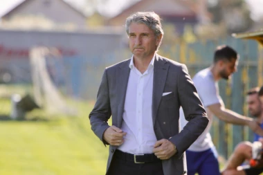 "KANARINCI" RAŠIRILI KRILA: Nekadašnji as Partizana probudio Novosađane - pred klubom sa Detelinare je još "deset finala"! (FOTO GALERIJA)