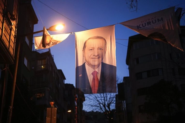 NAJVEĆI ERDOGANOV RIVAL POKUŠAVA DIREKTAN NAPAD! Danas Turska izlazi na lokalne izbore!