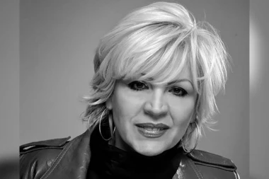 PREMINULA ČUVENA NOVINARKA: Pobedila je TEŠKA BOELST, iza sebe ostavila NEIZBRISIV trag