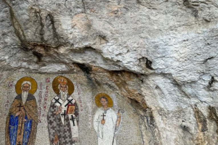 Anđela Đuričić posetila Ostrog