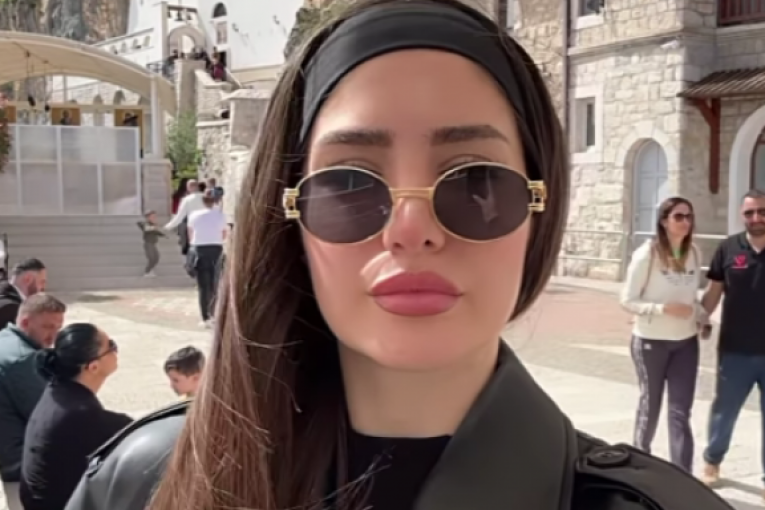 Anđela Đuričić posetila Ostrog