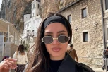 ANĐELA ĐURIČIĆ ZAVRŠILA POD OSTROGOM: Nakon skandala došla da OKAJA GREHE, spas pronašla u molitvi (FOTO)