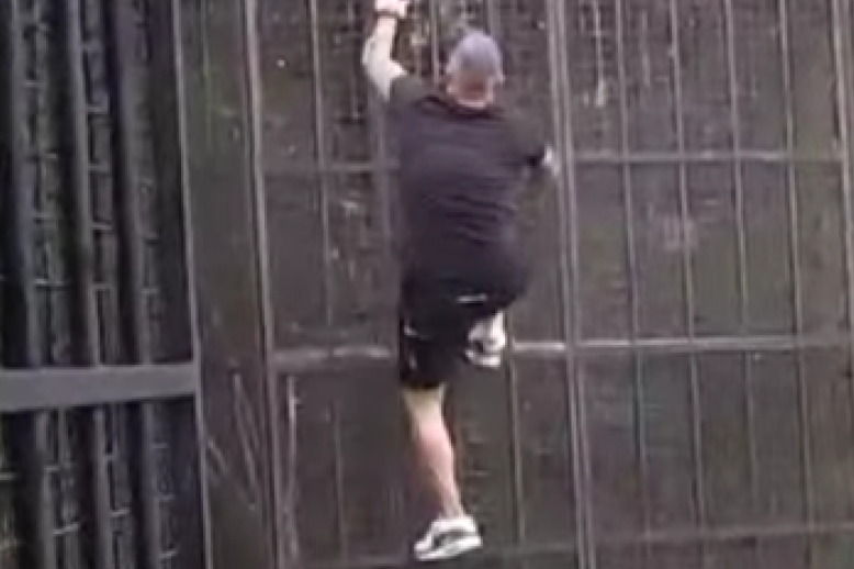 Nenad Aleksić Ša pokušava da pobegne iz Elite