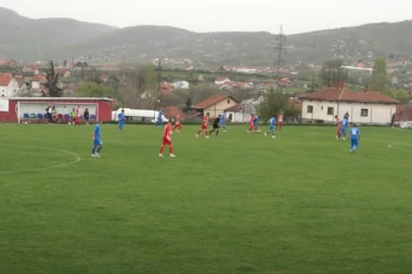 TRKA ZA PEHAR SE NASTAVLJA: OFK Aranđelovac siguran na svom terenu protiv gostiju iz Knića!