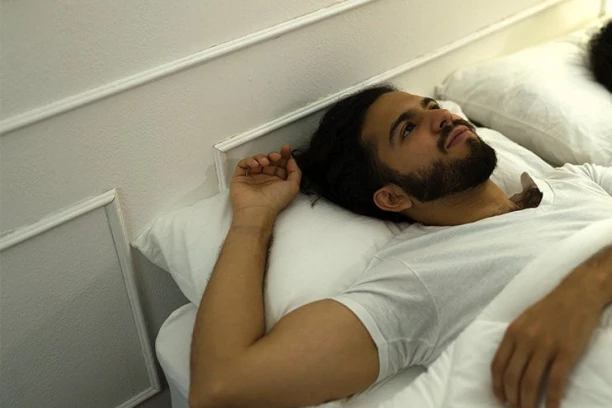 "MOJ MUŽ JE 10 GODINA SKRIVAO SVOG NAJBOLJEG PRIJATELJA" Svi su znali zašto, a onda je Ana otkrila gorku istinu!