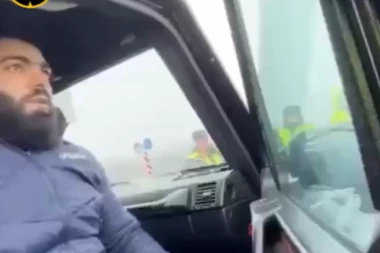 ŠOKANTAN SNIMAK! Bivši jermenski golman USMRTIO dve osobe, pa se pravio da NE ZNA čija je KRV na vozilu! (VIDEO)