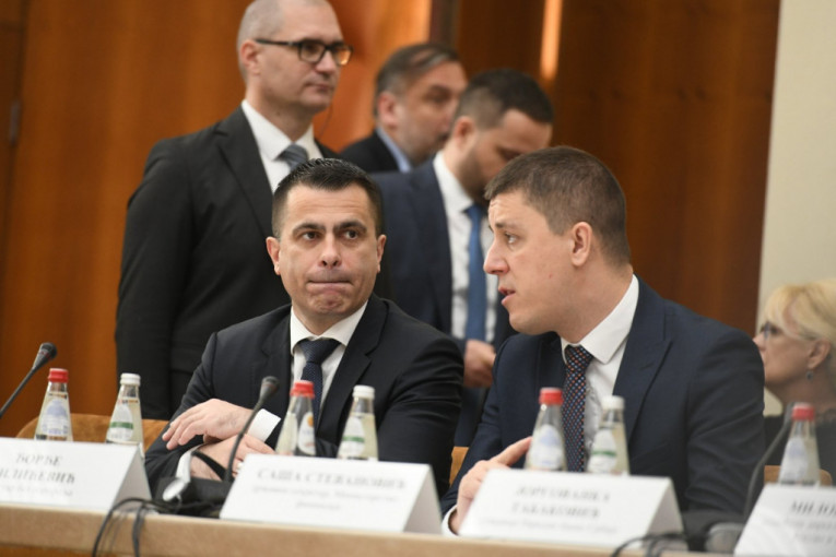 Vanredna sednica Vlade