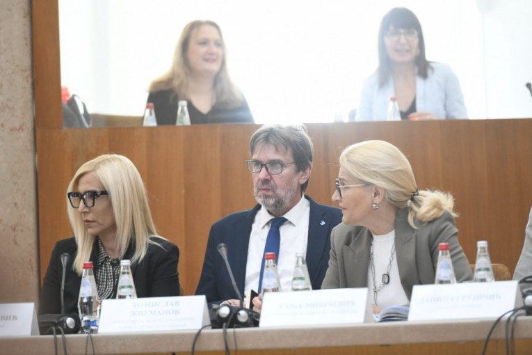 Vanredna sednica Vlade