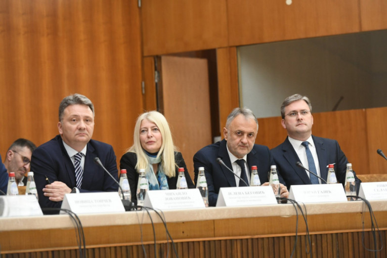 Vanredna sednica Vlade