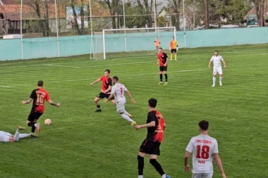 SLOVEN U DRUGOM POLUVREMENU STIGAO DO TRIJUMFA: Odbili su sve napade domaći tokom prvog dela meča!