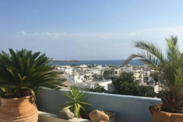 Nikolijin stan u Atini