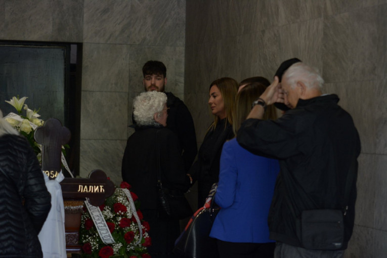 Milena Kačavenda sahrana majke