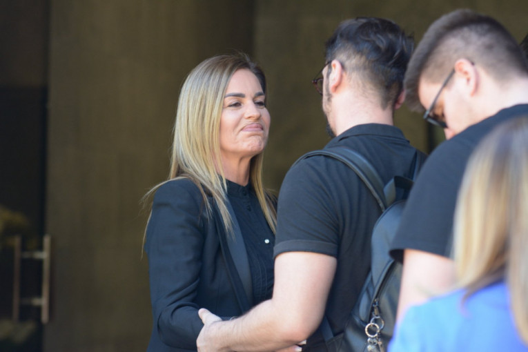 Milena Kačavenda sahrana majke