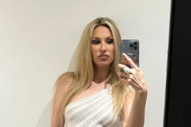 BORAVILA MU JE U KUĆI PRE NEGO ŠTO JE POSTALA POZNATA! Rada Manojlović razbila mit o 'Zvezdama Granda' - palo javno priznanje!