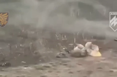 ŠOKANTNI SNIMCI: Ukrajinska brigada uništava ruski konvoj blizu Ternopolja