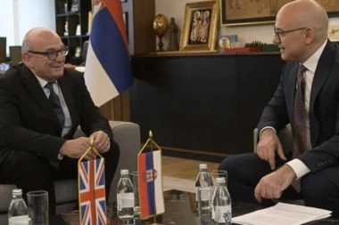 Krucijalni razgovori: Ministar Vučević se sastao sa Lordom Stjuartom Pičom (VIDEO)