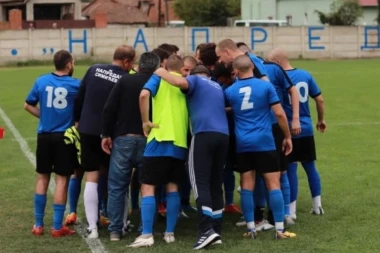 NASTAVAK USPEŠNE PROLEĆNE SERIJE: U Simićevu slave Jovanovića - golom u finišu meča izazvao opšti haos na tribinama!