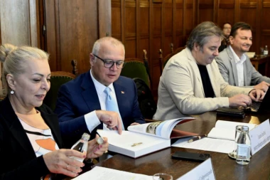 VAŽAN SASTANAK! Goran Vesić razgovarao sa predsednikom SANU! NA POMOLU VELIKA SARADNJA!