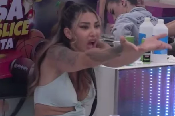 ISPLIVALA ŠOKANTNA ISTINA O ANELI: Procurile tajne iz Dubrovnika, sestre Ahmić žive u IZNAJMLJENOM STANU!