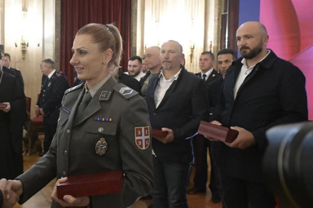 TEK KASNIJE SAM SHVATILA KOLIKI JE RIZIK BIO! Tamara je pripadnica "KOBRI" i 70 odsto jetre DONIRALA JE SVOM KOLEGI, a evo šta se POTOM DESILO!