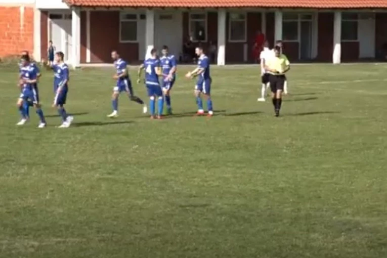 PRAVI PAKAO TEK SLEDI: Došli, videli i pobedili - Aranđelovčani nakon preokreta slavili na teškom gostovanju i bodovno se izjednačili sa liderom! (VIDEO)