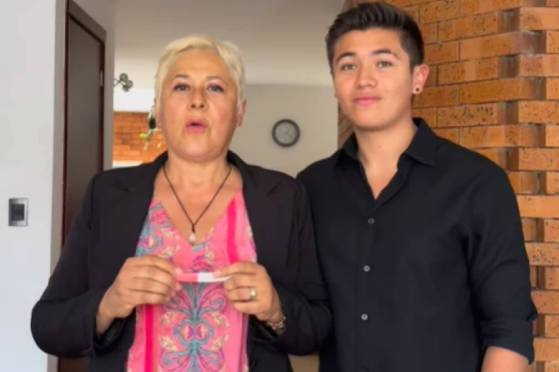 GLUMICA (55) OSTALA TRUDNA SA 31. GODINU MLAĐIM: Apeluje na sve žene koje žele BEBU, odmah JEDNO da urade! (VIDEO)