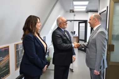 AGENCIJA ZA SPREČAVANjE KORUPCIJE OTVORENA U NOVOM SADU Gradonačеlnik Đurić: Da zajеdno označimo korupciju kao nеprihvatljivo društvеno dеlovanjе