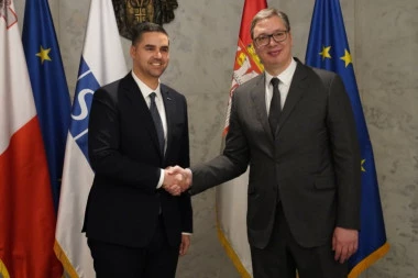 "Upozorio sam ga na kršenje sporazuma u dijalogu Beograda i Prištine"! Vučić ugostio predsedavajućeg OEBS-a! (FOTO)