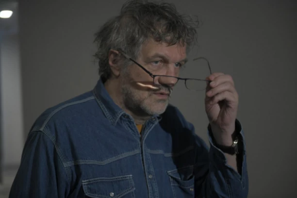 ISTI DEDA! Unuka Emira Kusturice redovno mešaju s rediteljem, a evo šta on kaže o njemu!