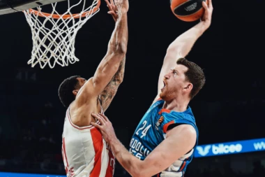 BRUKA I SRAMOTA ZVEZDE U ISTANBULU! Teodosić i Bolomboj ISKLJUČENI, pukla STOTKA! PARTIZANU NIŠTA OD PLEJ-INA!