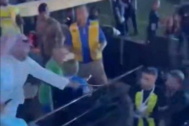 NEVIĐENO! KAIŠEM ŠIBAO SVOG FUDBALERA! Skandalčina! Sergej uzeo prvi trofej!