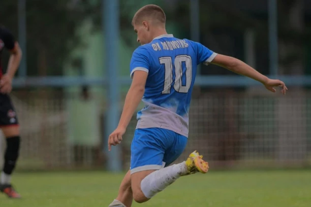 DAROVITI VEZISTA IZ REDOVA PODMLATKA LOKOMOTIVE BLISTA PO POVRATKU NA TEREN: Stefan Njamculović pobednik iz senke!