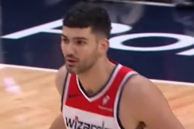 VEČE SRPSKIH KOŠARKAŠA U AMERICI: Vukčević odličan u pobedi Vašingtona!