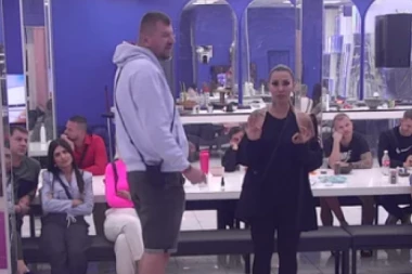 SUOČAVANJE NAKON NAJAVLJENJE TUŽBE: Šok-preokret kod Aneli i Janjuša, pitao je za POMIRENJE, ona ga ostavila BEZ TEKSTA!