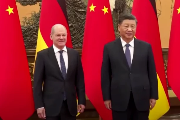 ŠOLC U POSETI KINI: Dve vruće teme na stolu u razgovoru sa Si Đinpingom