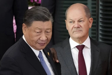 "UPOZORIĆU KINU": Šolc stigao u specijalnu posetu Pekingu, a njegova misija ima samo JEDAN CILJ