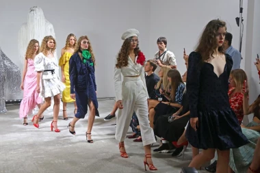 OVAKVE PANTALONE ĆE BITI BROJ JEDAN TOKOM PROLEĆA: Srpkinje će se obradovati, nekada su bile ogroman TREND!