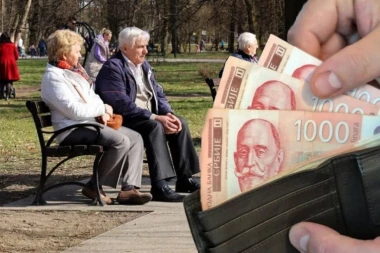ŠOKANTNO! Evo koliko penzionera mesečno prima više od 1.000 evra!