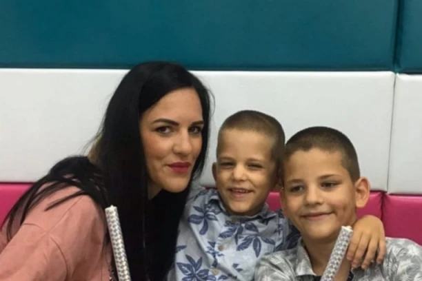 "DANAS JE TREBALO DA SLAVITE 14 GODINA BRAKA..."! Bolne reči Vesne koja je u masakru na Cetinju ostala bez ćerke i dva unučeta!  "ISTOM MEROM ĆU VRATITI"!