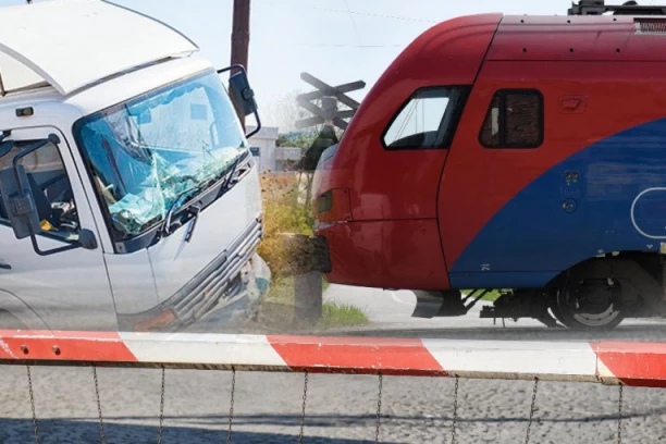 STRAVIČAN SUDAR KAMIONA I VOZA! Ima poginulih!