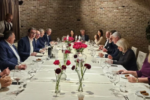 "OSEĆAMO SE KAO KOD KUĆE U MOSTARU I PRIPREMAMO ZA VELIKI VASKRŠNJI SABOR"! Oglasio se Vučić posle sastanka sa Čovićem i Borjanom Kristo! (VIDEO)