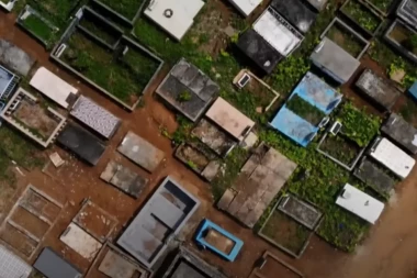 VANREDNO STANJE ZBOG OPAKOG NARKOTIKA: Iskopavaju grobove zbog ljudskih kostiju koje povećavaju efektivnost droge (VIDEO)