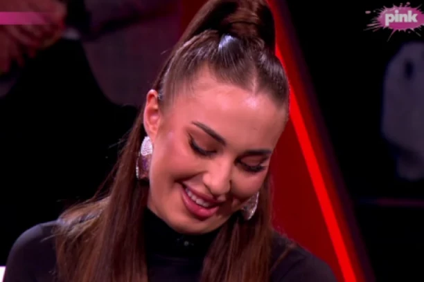 OVO JE NOVA PRINCEZA BAKŠIŠA: Za njene nastupe traži se karta više, a s jednom pesmom je OBORILA TIK-TOK (VIDEO)